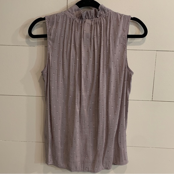 H&M Blush Lavender Sleeveless Swiss Dot Stye Top - Picture 2 of 4